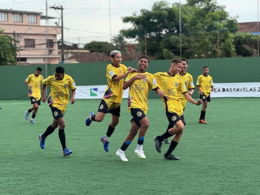 Comunidades iniciam disputa da 3ª edição da Taça das Favelas