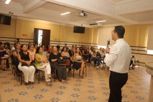 Capep Santos promove debate sobre cuidados de saúde para mulheres