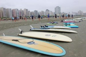 Centro de Treinamento de Surfe em Santos passa oferece atendimento psicológico para atletas