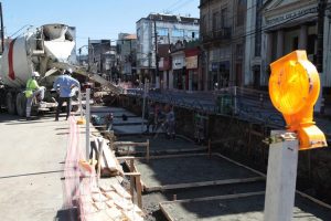 Obras do VLT avançam e exigem novas intervenções no trânsito