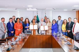 Lula sanciona leis que incentivam o turismo