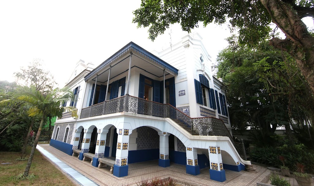 Prefeitura inaugura Casa das Culturas de Santos