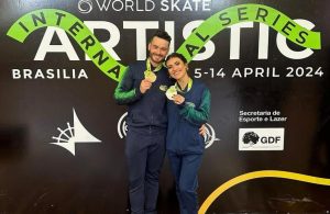 Atletas conquistam medalhas em Copa do Mundo de Patinação Artística