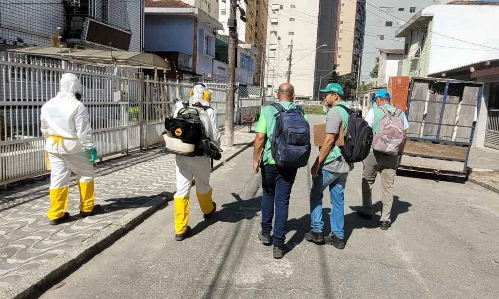 José Menino passa por nebulização contra Aedes Aegypti