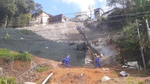 Termina a reconstrução de encosta em mais um morro de Santos