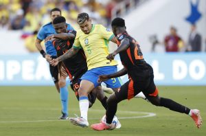 Brasil empata com a Colombia e fica em 2º no Grupo D