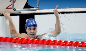 Beatriz Dizotti disputará final inédita para o Brasil na natação