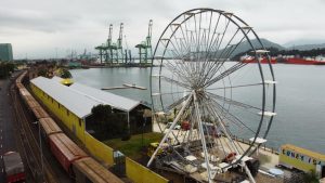 Roda gigante de Santos encerra as atividades