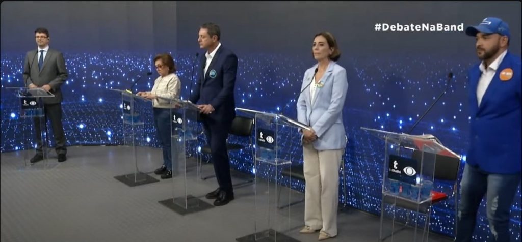 Prefeituráveis de Santos fazem debate morno na Band