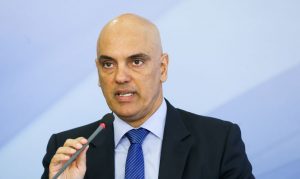 Moraes retira sigilo de inquérito de tentativa de golpe