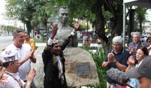 Santos celebra dia da consciência negra com tataraneto de Zumbi