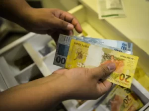 Empresas têm até esta sexta-feira para pagar o 13º salário