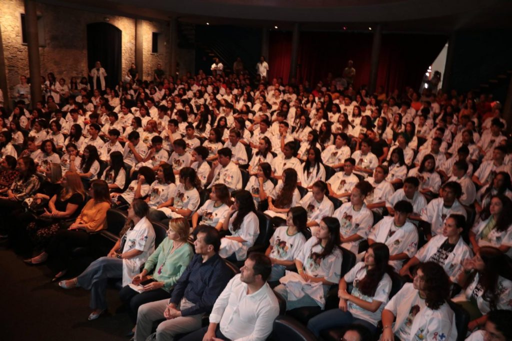 Programa Santos Jovem Doutor forma 10ª turma
