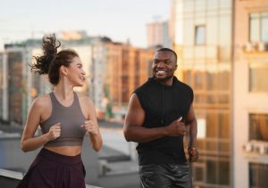 Expectativa de vida no Brasil aumenta para 76,4 anos