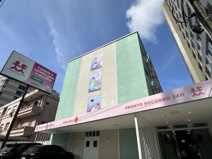 Papai Noel visita Hospital Infantil Gonzaga