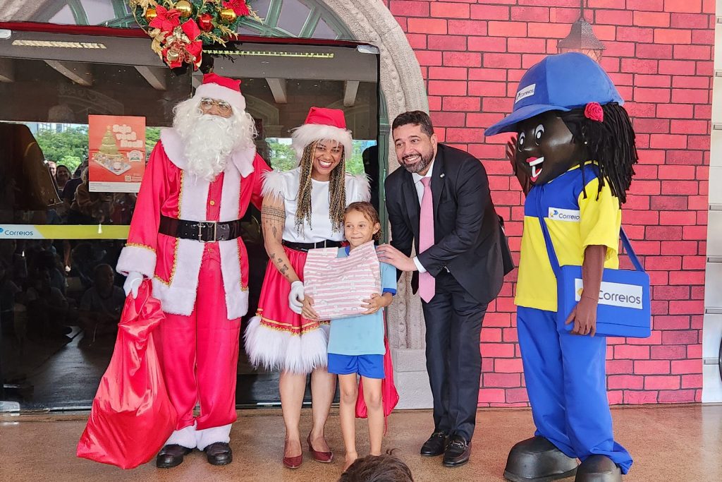 Correios atendem 100% dos pedidos de Natal das crianças