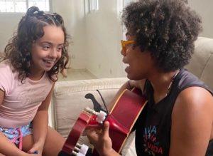 Projeto Cuidar entrega novos equipamentos para Associação