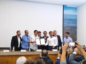 Ministro anuncia pacote de medidas que prevê obras de infraestrutura em Santos