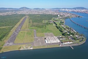 Farid assina ordem de serviço para planos de proteção aérea do aeroporto
