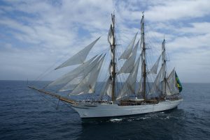 Veleiro ‘Cisne Branco’ abre para visitação gratuita