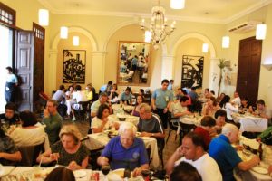 Restaurante-Escola Estação Bistrô realiza oficinas em Santos