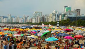 Santos recebe mais de meio milhão de turistas no período de réveillon