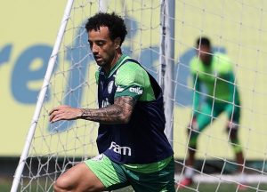 Felipe Anderson treina e Palmeiras enfrenta Guarani para selar paz com a torcida