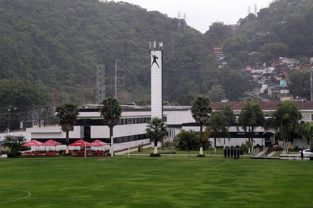 Lideranças políticas buscam blindar CT do Santos contra especulação imobiliária