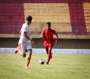 Com a camisa 10 do Leão, Darlyson quer mudar a situação do Jabaquara