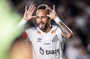 Santos vence, Neymar marca seu primeiro gol no retorno ao clube e Peixe lidera o Grupo B