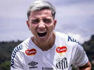 Santos anuncia a contratação por empréstimo do meia-atacante Álvaro Barreal