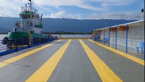 Travessia entre Bertioga e Guarujá ganha nova balsa