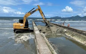 Começa a recuperação dos taludes do canal 4