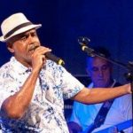 Edgar Pereira leva samba de raiz ao Chorinho no Aquário em Santos