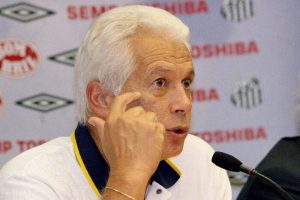 Ex-técnico de Robinho, Leão diz novamente que pretende visitar ex-jogador na cadeia