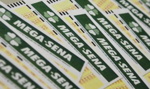 Mega-Sena acumula e prêmio vai a R$ 130 milhões
