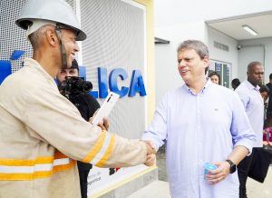 Tarcísio celebra alinhamento com Lula para viabilizar túnel Santos-Guarujá