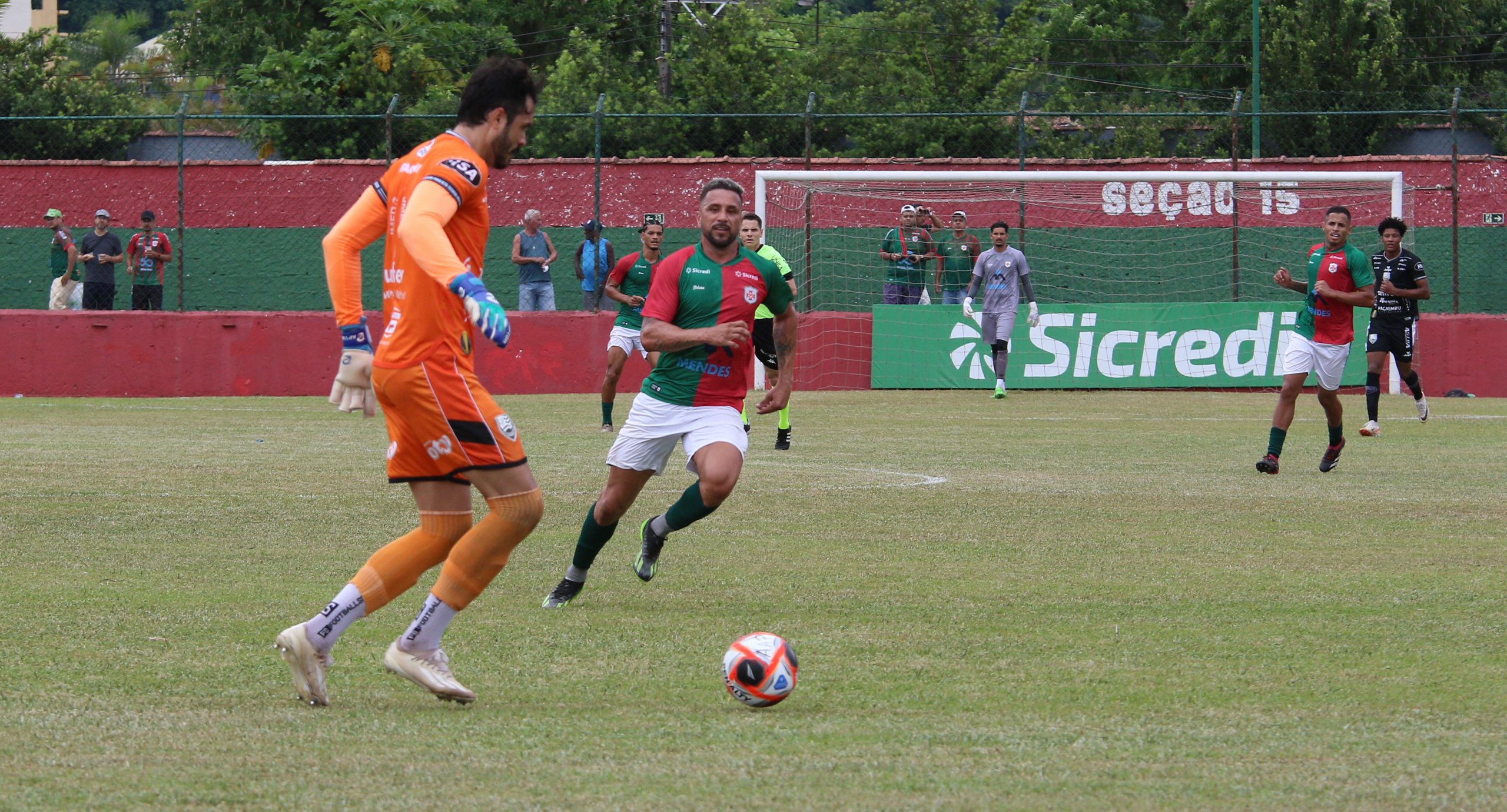 Douglas Teixeira/ Agência Briosa Douglas Teixeira/ Agência Briosa