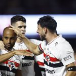 São Paulo acorda no 2º tempo, bate o Novorizontino e avança às semifinais do Paulistão