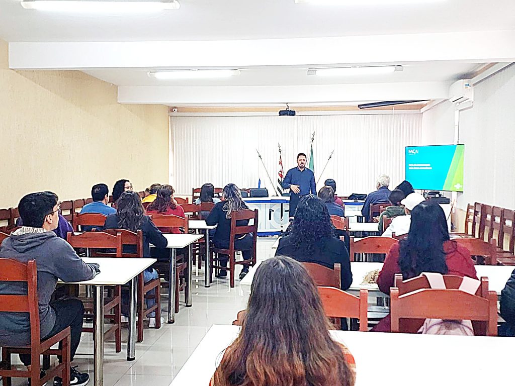Câmara de Dirigentes Lojistas abre inscrições para programa de empregos para Páscoa