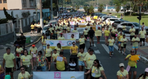 Em Santos, Endocaminhada alerta para saúde da mulher