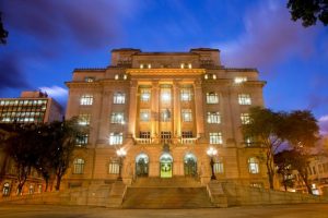 Receitas de Santos sobem mais que as despesas em 2024