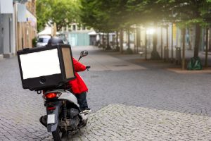 Entregadores por aplicativo anunciam greve na Baixada Santista