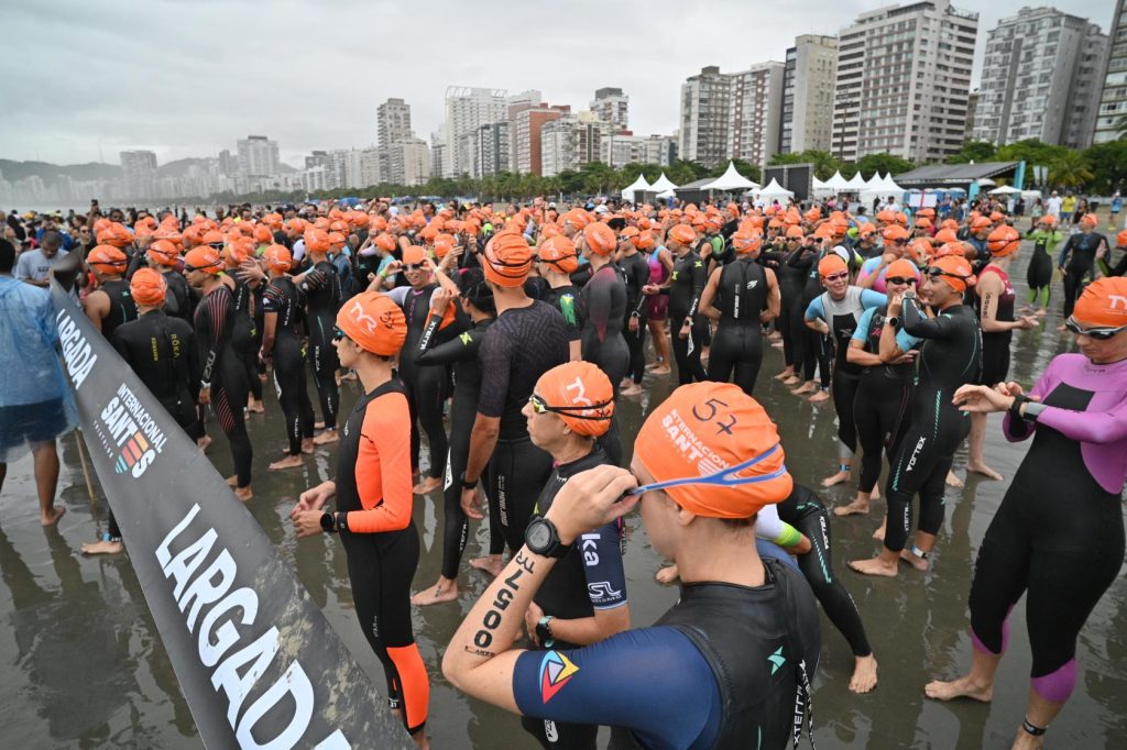 33º Triathlon Internacional de Santos inicia com mais de 1300 atletas
