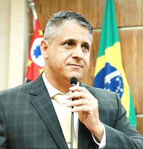 Contratos da Prefeitura de PG estão na mira de vereador
