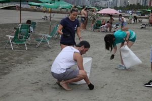 Dia Mundial da Água terá ação de limpeza na praia de Santos