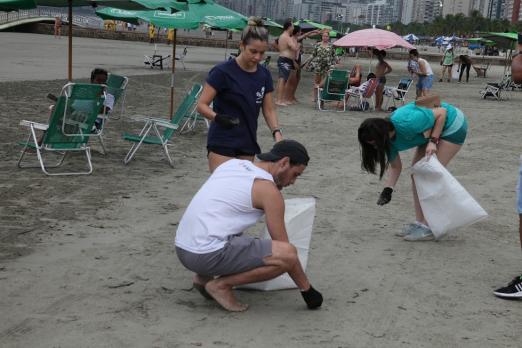 Dia Mundial da Água terá ação de limpeza na praia de Santos