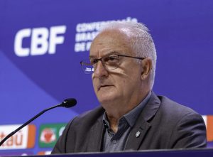 Corinthians acerta contratação do técnico Dorival Júnior após negociação arrastada