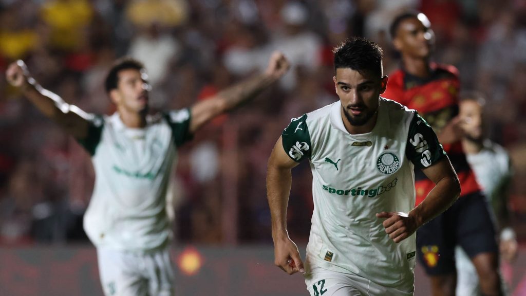 Palmeiras vence com dois gols de pênalti, nenhum de Veiga
