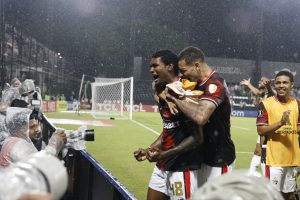 Cria de Cotia brilha e São Paulo vence na Libertadores